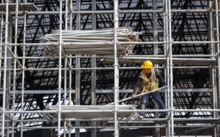 “砸锅卖铁”引大陆社媒关注 相关文章遭404