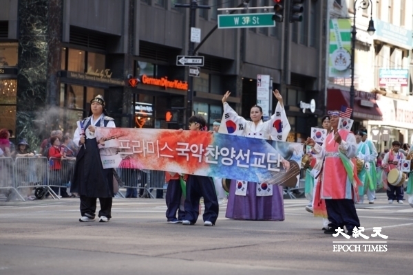 组图:2024年纽约韩国游行庆典盛大回归