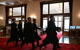 中共高层分赴地方施压 专家：涉中南海内讧