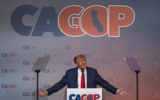 美国大选倒数 川普周六赴加州深蓝选区造势