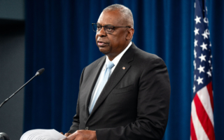 美防长：穿俄军服朝鲜士兵正向乌克兰进发