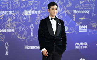 成本过亿 黄晓明《戴假发的人》预售仅2.1万