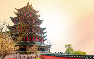 心机算尽自以为天衣无缝 库吏仍难逃恶报