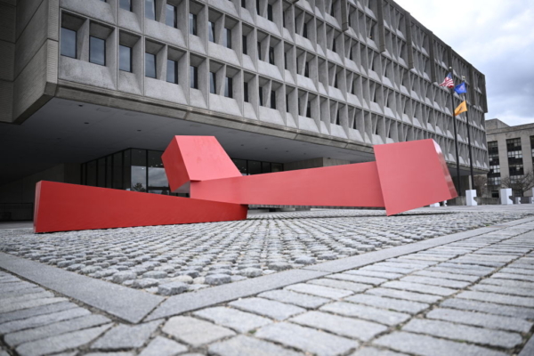 川普提名奥尼尔任卫生与公众服务部副部长