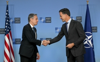 布林肯会见北约秘书长 重申支持乌克兰