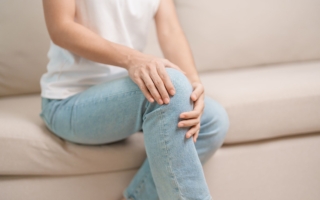 精华版膝盖复健操 三个动作就止痛