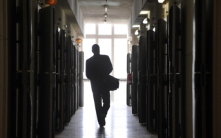 德国警告:中共利用“记者”实施间谍活动