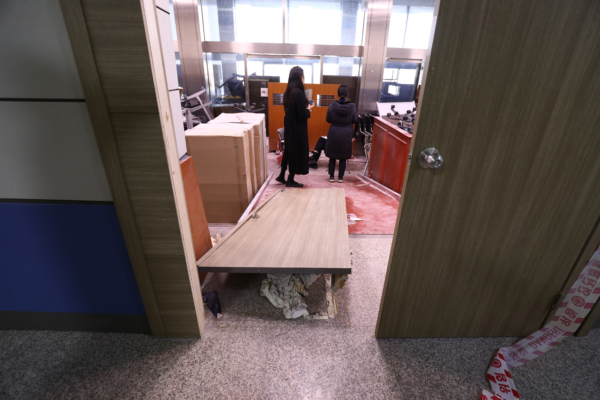 韩戒严军先进驻选举部门 前防长：为查舞弊