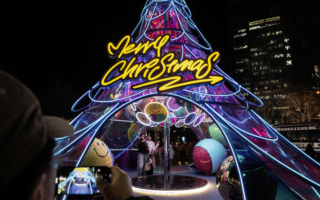 中共鼓励过圣诞？分析：经济垮塌下无奈之举