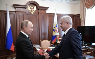 俄罗斯富翁名下化工厂 为俄军提供炸药原料