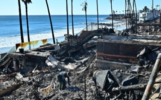 洛杉矶野火增至24死 火势控制情况如何