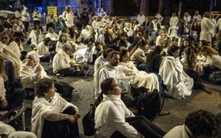 以色列证实正式签署加沙停火与人质协议