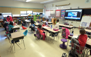 纽约市公校为移民学生提供应对ICE培训 减轻家庭恐慌