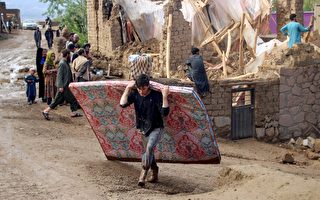 阿富汗遭洪水袭击 至少50死