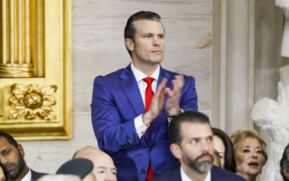 美参院推进海格塞斯防长提名确认程序