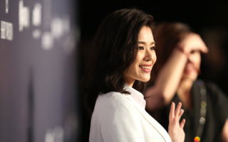 转战大陆后没演女主角 港星胡杏儿不介意扮老