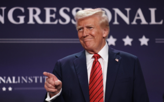 川普：即将对半导体、药品和金属征关税