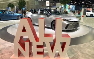 2025本田Accord与丰田Camry大比拼 谁胜出