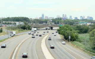 纽约州假车祸诈骗激增 驾驶人每年多付数百美元保费