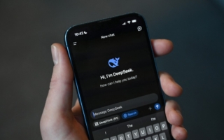 报告：美股暴跌前夕 中共网军炒作DeepSeek