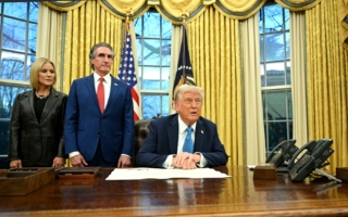 川普关税令含一条款 或冲击Shein和Temu