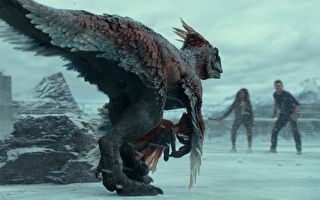 《惊奇4超人》及《侏罗纪》提早发布首支预告