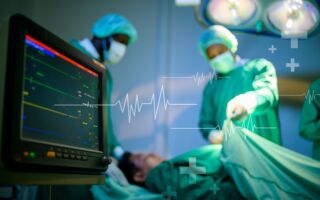 英国医生披露 死而复活的人学到什么？