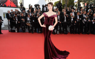 影视大亨前妻金巧巧迟到 被惠英红勒令道歉