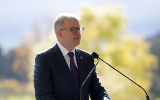 澳总理:海军有足够资源应对近海中共军舰