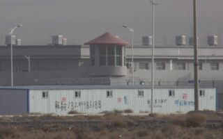 泰国疑受中共操纵遣返维族人 有3人下落不明