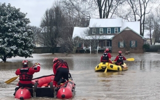 洪水过后 危及生命的极寒天气本周袭美
