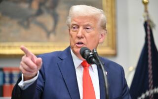 川普警告：日本和中国不可再压低货币汇率