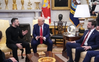 泽连斯基称结束俄乌战还很遥远 川普回应