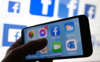 调查：8成Z世代不想让子女使用社交媒体