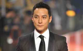 5天销售额逾500万 吴彦祖陆网英语课引吐槽