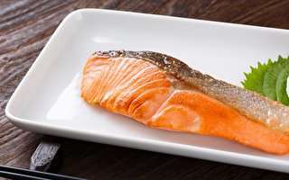 鲑鱼连皮吃好不好？专家看法一文看懂