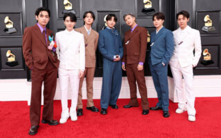 6月BTS全员退伍 公司曝：合体活动需时间准备