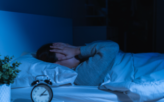 睡不好危害远超想像 简单两招让你睡得香