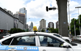 中国多省的士司机罢运 揭行业现状难以生存