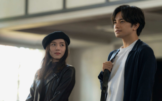 《我在平行时空恋上你》影评：一觉醒来夫妻竟变陌生人