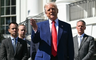 税率高达145% 川普解释为何加码对华关税