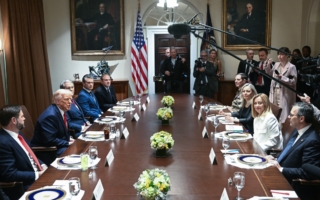 川普会梅洛尼 承诺和欧盟达公平贸易协议