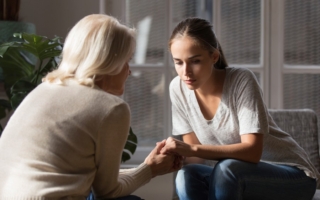 这些习惯改善抑郁症 专家教照顾者如何陪伴