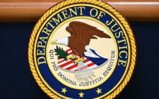 美联邦法院判处三名中国籍诈骗犯入狱