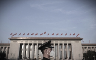 分析：习军权被削弱并非始于苗华落马