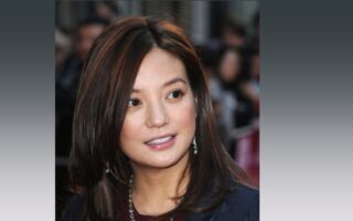 赵薇与陈坤黄渤坐一排 低调出席电影首映活动