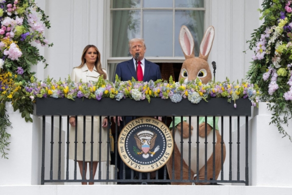 梅拉尼娅将主持芭芭拉·布什纪念邮票首发式