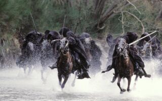 《魔戒》下一部电影与原三部曲剧情完美结合