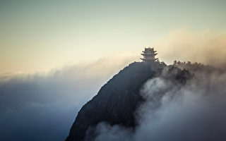 两个书生多次考试落榜 睡和尚透露真相