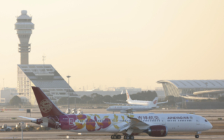 波音在中东签大单 分析：中共制裁进退失据